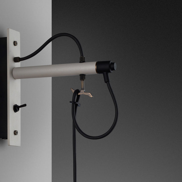 Wandleuchte Hooked Wall Lamp Wall Stone Nude Nude Buster + Punch