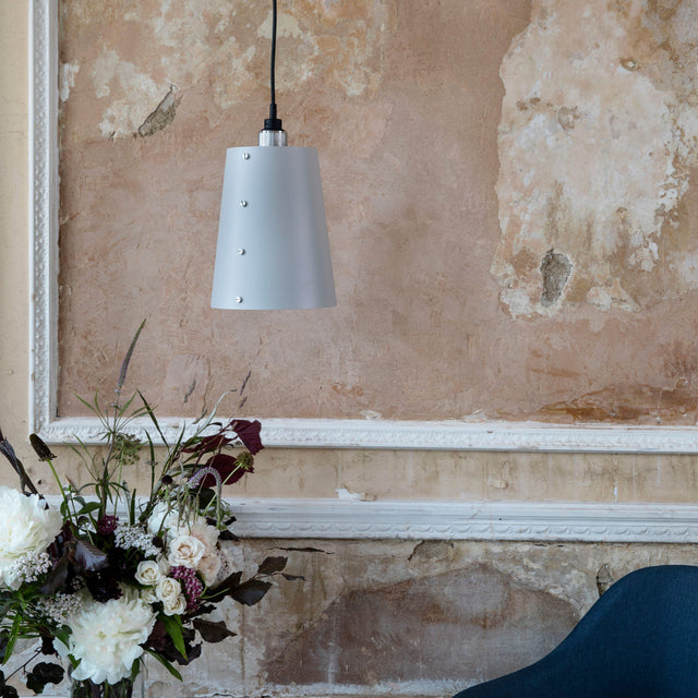 Pendel Hooked Large 1.0 Nude Buster + Punch London