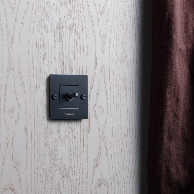 1G Toggle Switch - Buster + Punch