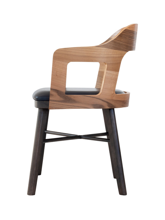 Chaise Cosmo Cross 57 L x 53 P x 81 H