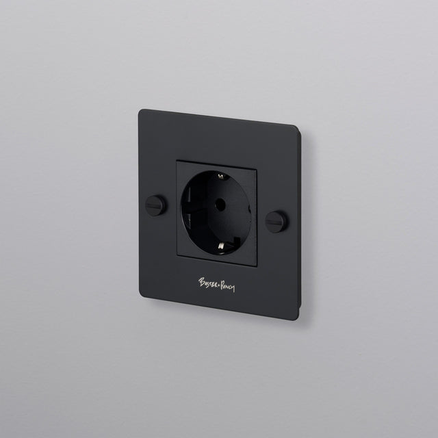 Presa Schuko 1G tipo F Buster + Punch