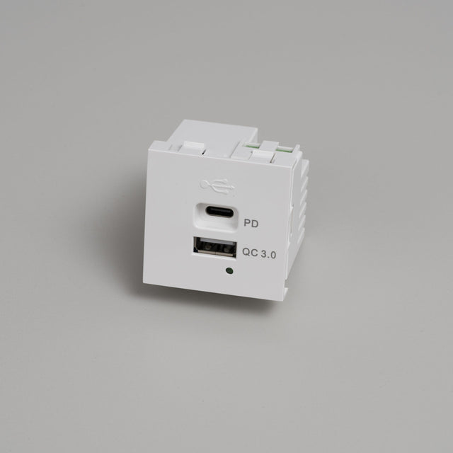 Charge rapide USB A + C - 30W | Buster + Punch