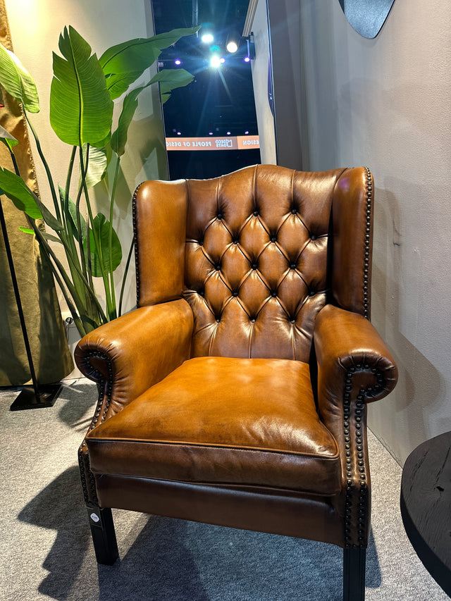 Fotoliu Chesterfield XL 83 W x 72 D x 112 H