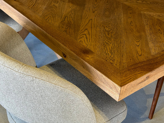 Sirius Solid Oak Dining Table