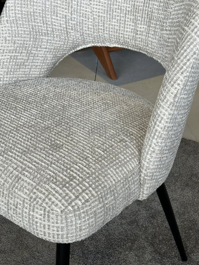 Chaise Dex avec pieds en métal 53 L x 53 P x 84 H