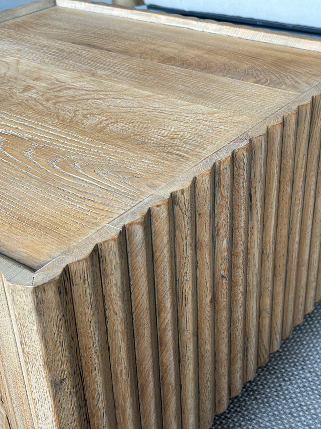 Jolie Couchtisch 64,5 B x 64 T x 47 H cm