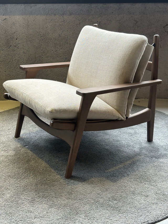 Ivy Armchair with Arms