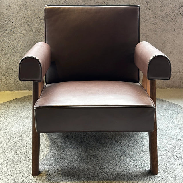 Hardy armchair