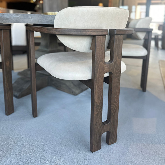 Chaise Otta
