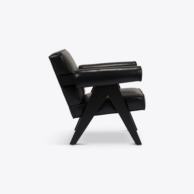 Hardy armchair