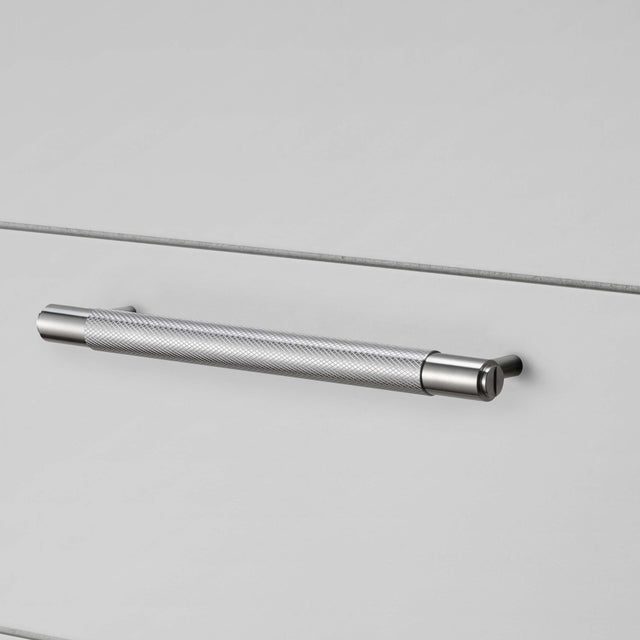 Maniglia per mobili con zigrinatura trasversale - Buster + Punch