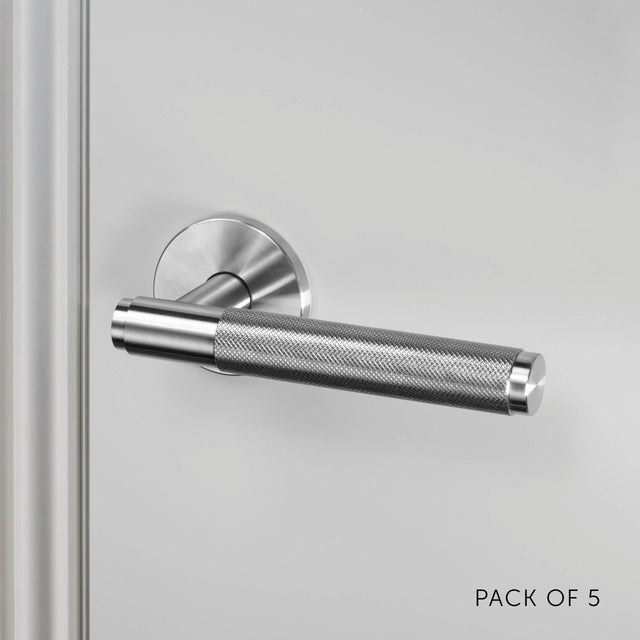 Pachet 5 x set mânere ușă Sprung – Cross Knurl | Buster + Punch