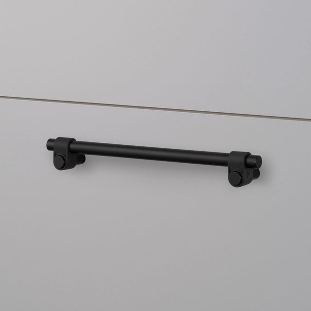 Möbelgriff Cast Pull Bar - Buster + Punch