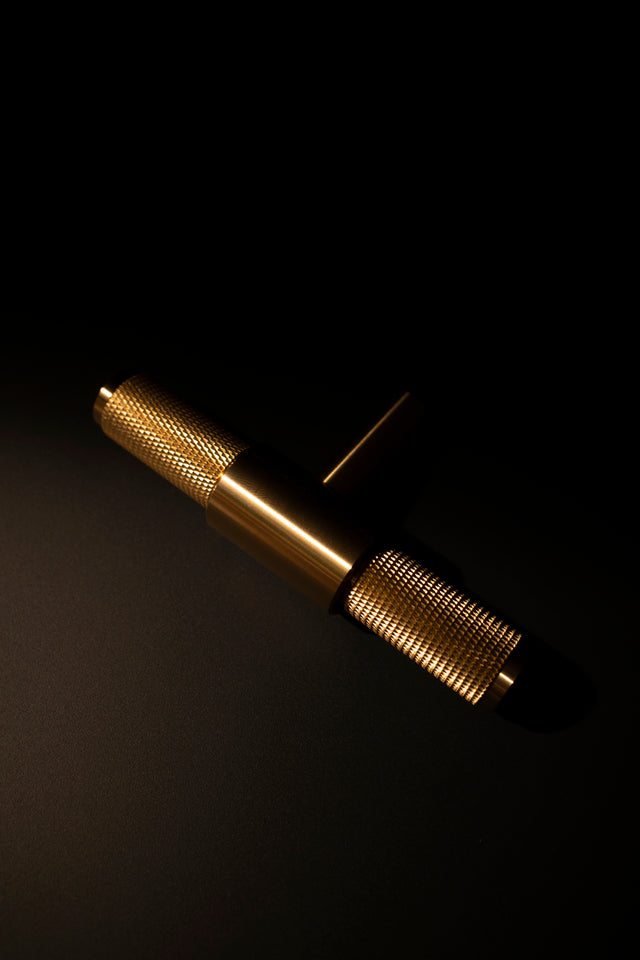T-Bar Buster + Punch fogantyú