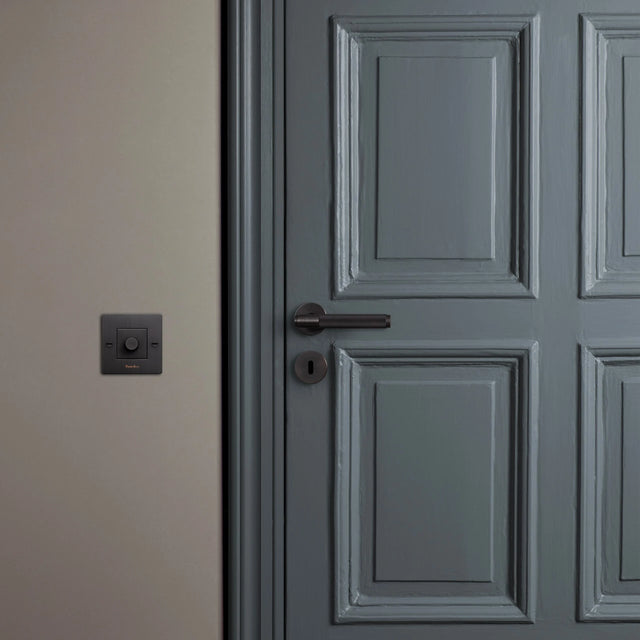 Poignée de porte à ressort - Cross Knurl | Buster + Punch
