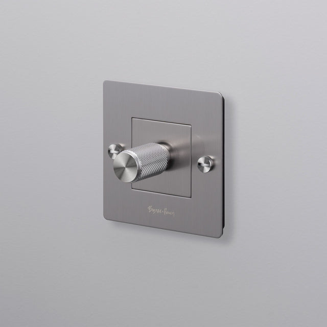 Interruttore dimmerabile 1G Buster + Punch