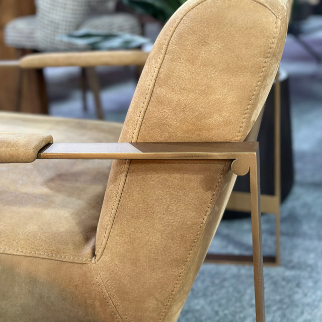 Poltrona Ronson 69 L x 86 P x 65 H