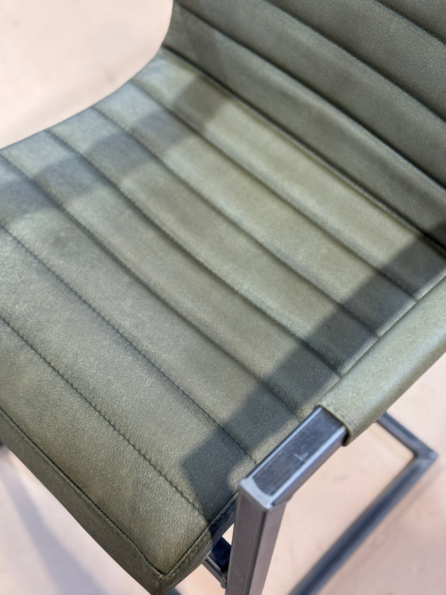 Scaun de bar Sabina (E) 55 W x 56 D x 107 H