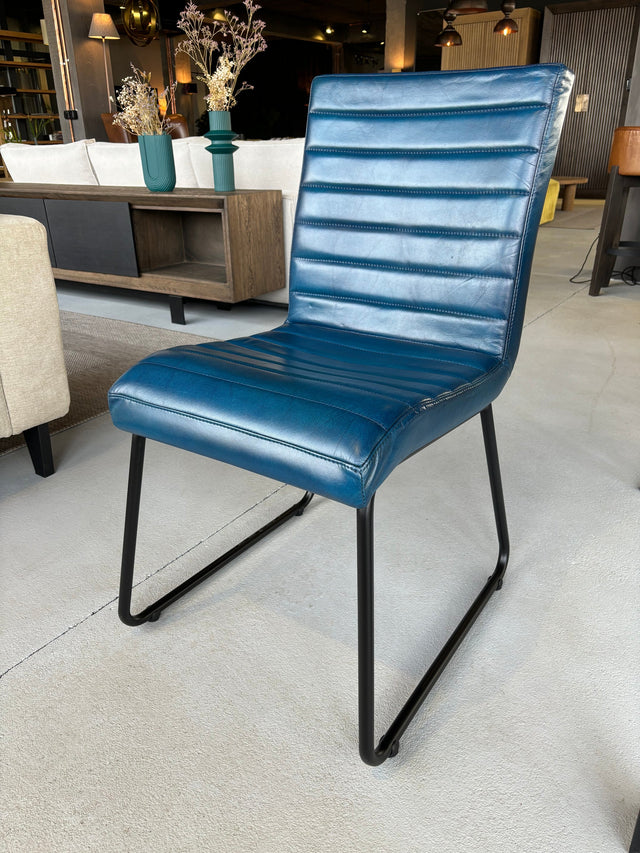 Sabina Easy chair 47 W x 63 D x 87 H