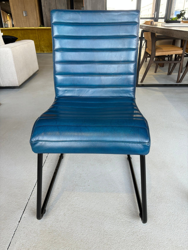 Sabina Easy chair 47 W x 63 D x 87 H