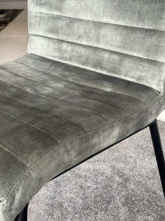 Sabina Easy chair 47 W x 63 D x 87 H