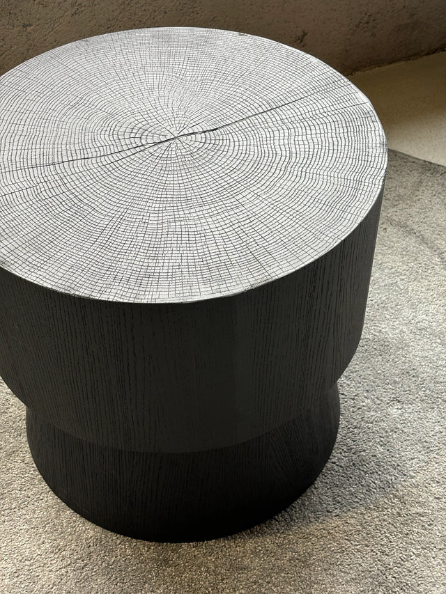 Eiche Log Couchtisch 51x51x50 cm