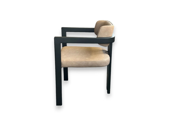 Stuhl Ivan 56 B x 56 T x 76 H