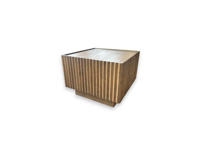 Jolie dohányzóasztal 64.5 W x 64 D x 47 H cm