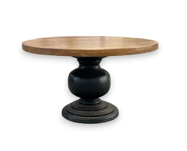Lyon Oak Round Table
